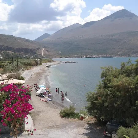 Pensionat Elixirion Karavostásion