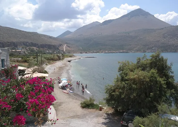 Πανσιόν Elixirion Καραβοστάσι