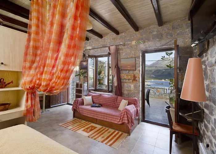 Elixirion Karavostásion