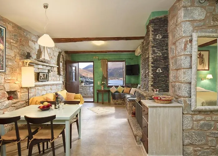 Elixirion Πανσιόν 4*