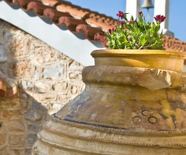 Elixirion Gasthuis Karavostásion